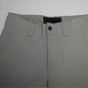 Oakley Men's Athletic Gray Shorts